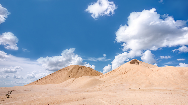 Menyingkap Pesona Gurun Kering Busung di Nusantara